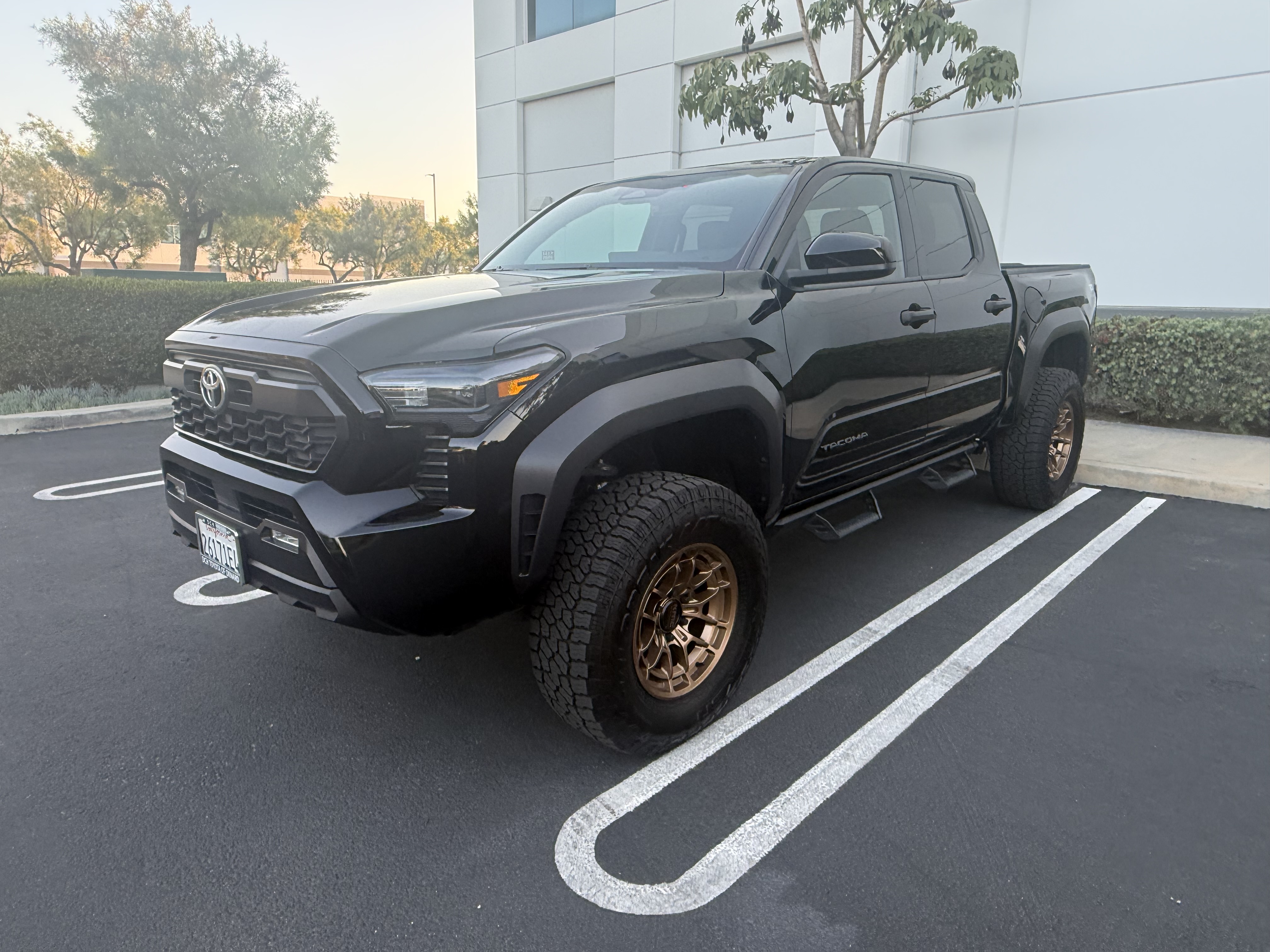 Used 2025 Toyota Tacoma TRD Off-Road AWD/4WD image 2