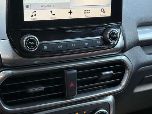 Used 2018 Ford EcoSport SE w/ SE Convenience Package image 8