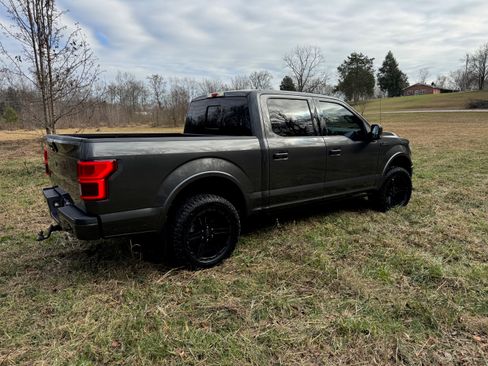 Used 2018 Ford F150 Lariat w/ Equipment Group 502A Luxury image 6