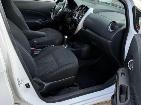 Used 2015 Nissan Versa Note SV FWD image 9