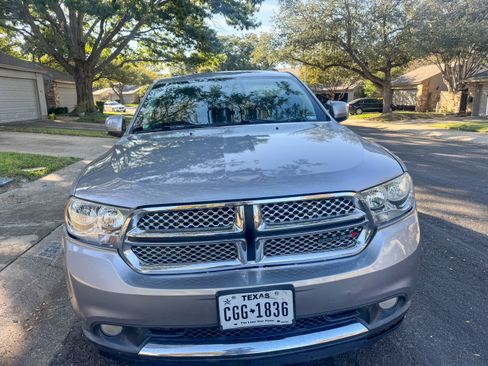 Used 2013 Dodge Durango Crew image 2