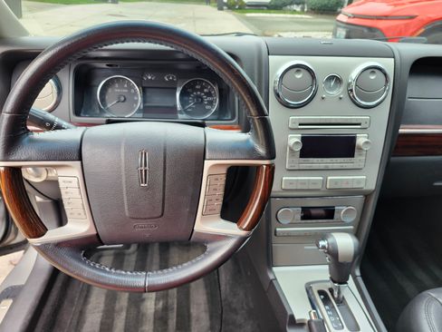 Used 2008 Lincoln MKZ AWD image 6