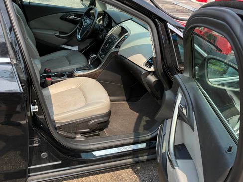 Used 2016 Buick Verano w/ Appearance Package FWD image 26