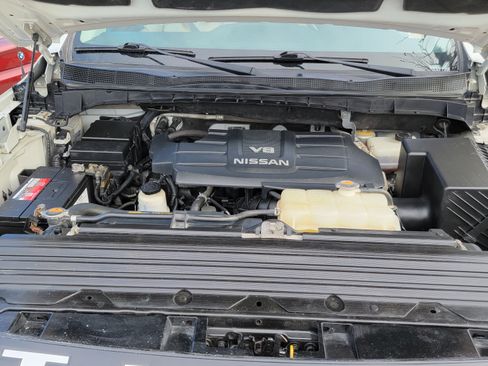Used 2017 Nissan Titan S image 29