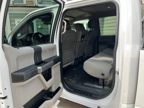 Used 2019 Ford F250 XLT w/ FX4 Off-Road Package AWD/4WD image 13