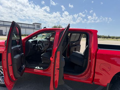 Used 2019 Chevrolet Silverado 1500 LT w/ Texas Edition AWD/4WD image 11