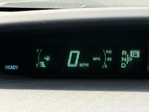 Used 2014 Toyota Prius Two image 8