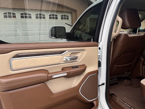 Used 2020 RAM 1500 Laramie image 19