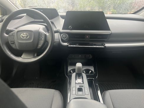 Used 2024 Toyota Prius LE AWD/4WD image 13