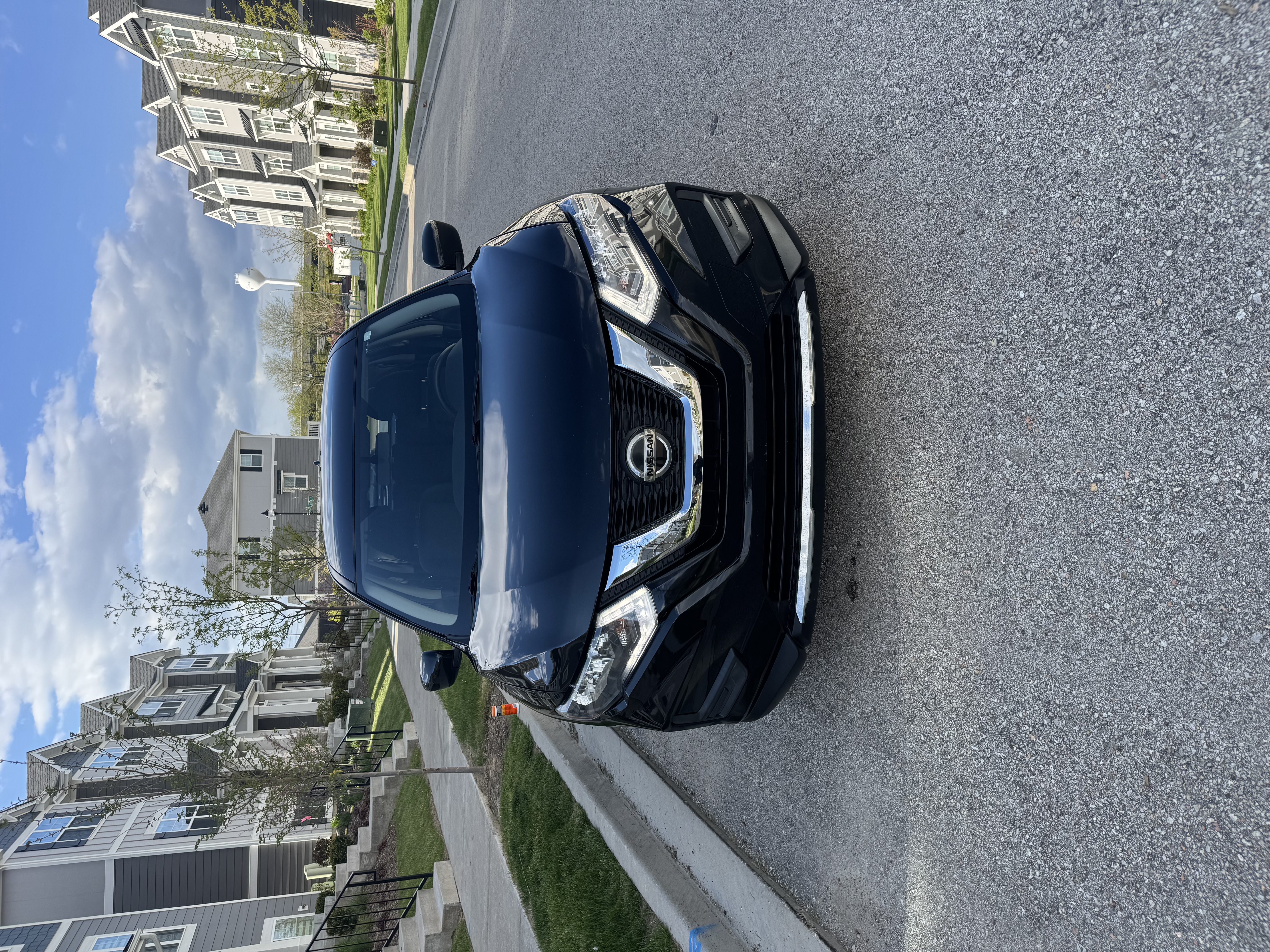 Used 2018 Nissan Rogue S AWD/4WD image 5
