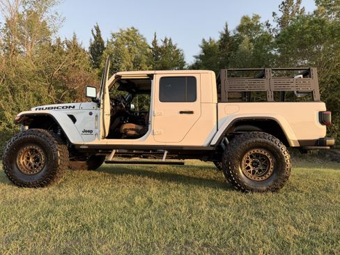 Used 2021 Jeep Gladiator Rubicon image 13