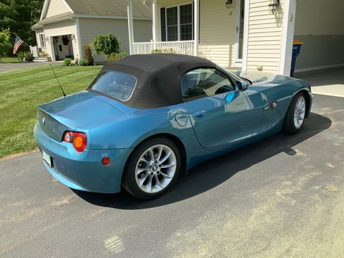 Used 2003 BMW Z4 2.5i RWD image 11