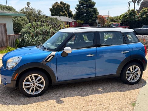 Used 2012 MINI Cooper Countryman S FWD image 1