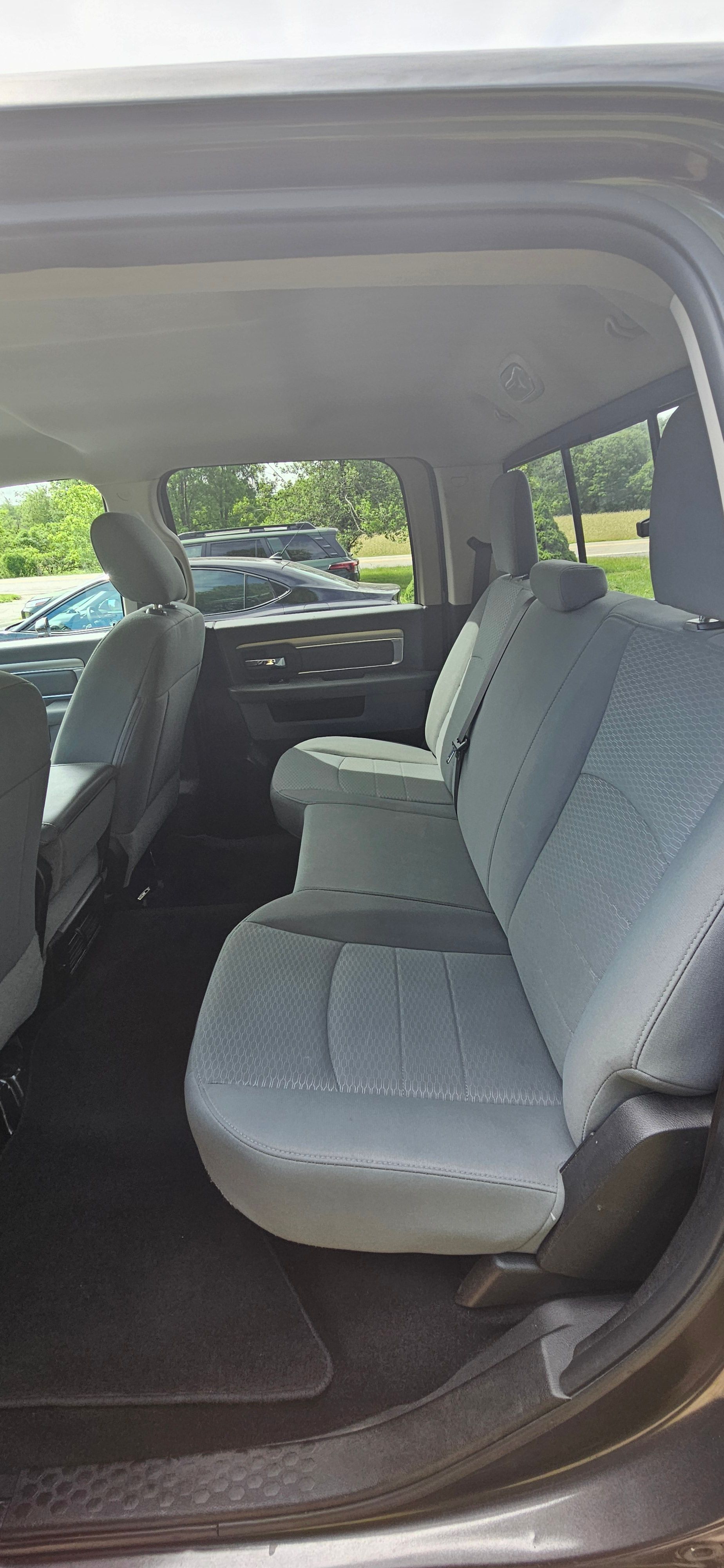 Used 2019 RAM 1500 Classic SLT RWD image 22