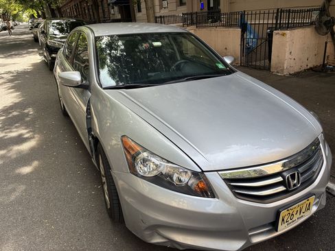 Used 2012 Honda Accord LX image 6