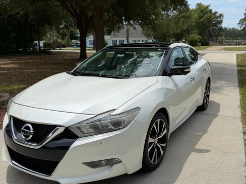 Used 2018 Nissan Maxima Platinum FWD image 2