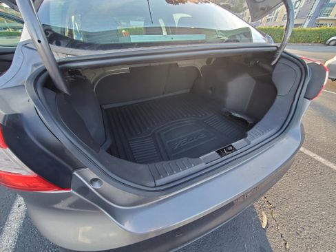 Used 2014 Ford Focus SE w/ Equipment Group 201A image 15