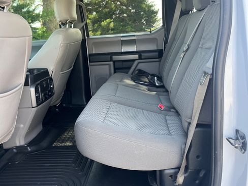 Used 2017 Ford F150 XLT w/ Equipment Group 302A Luxury image 6