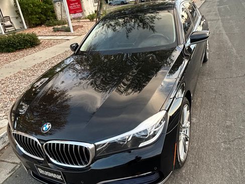 Used 2016 BMW 740i image 4