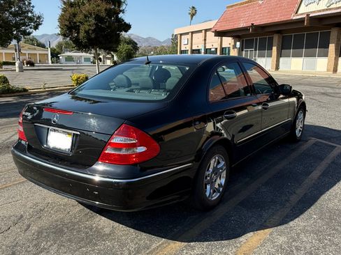 Used 2003 Mercedes-Benz E 320 Sedan image 22