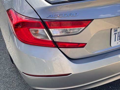 Used 2022 Honda Accord Sport image 8
