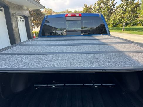 Used 2017 Chevrolet Silverado 2500 High Country w/ Duramax Plus Package AWD/4WD image 27