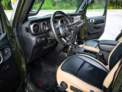 Used 2020 Jeep Wrangler Unlimited Sport S AWD/4WD image 20