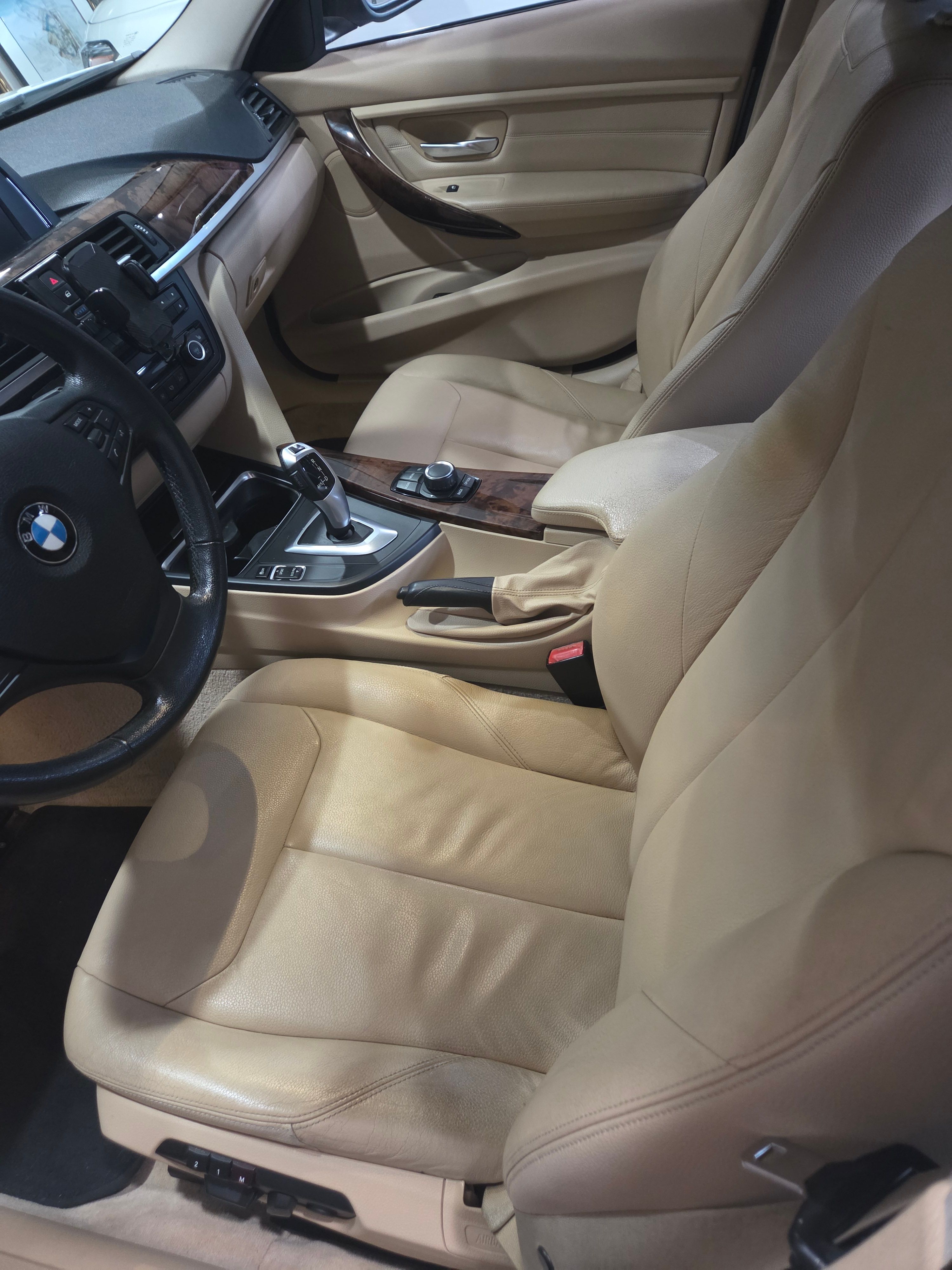 Used 2013 BMW 328i Sedan RWD image 8