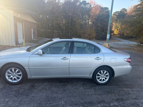 Used 2002 Lexus ES 330 image 4
