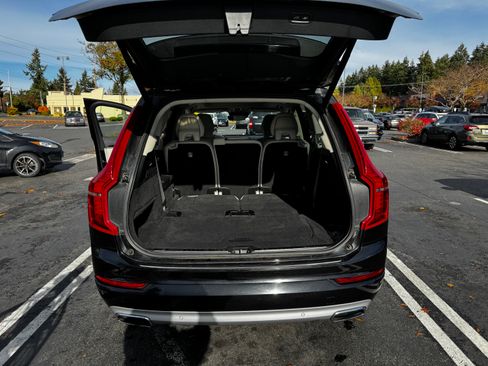 Used 2019 Volvo XC90 T6 Momentum w/ Advanced Package image 12