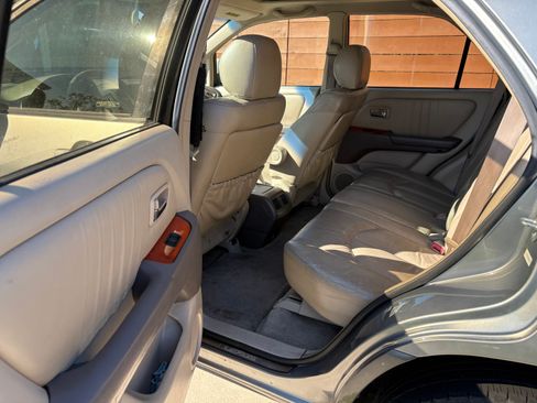 Used 2001 Lexus RX 300 image 8