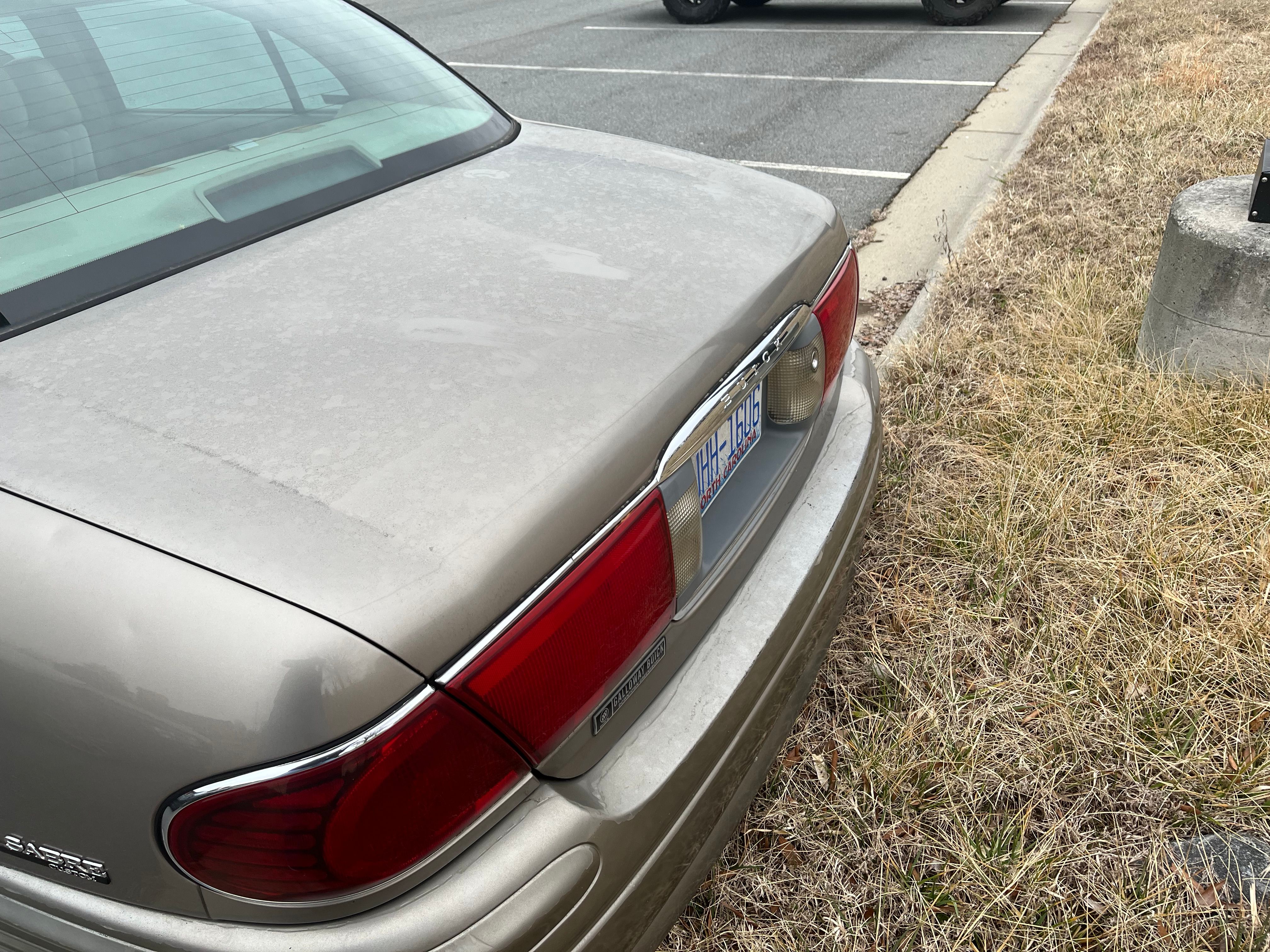 Used 2000 Buick Le Sabre Custom FWD image 3