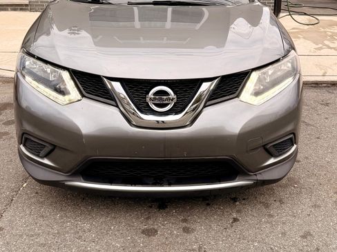 Used 2016 Nissan Rogue SV w/ SV Premium Package image 4