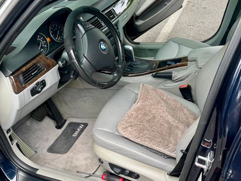Used 2008 BMW 335i Sedan RWD image 9