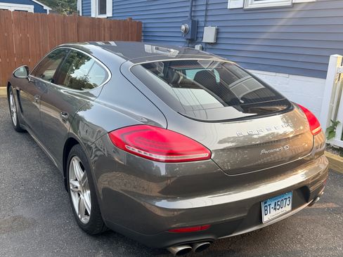 Used 2014 Porsche Panamera 4S AWD/4WD image 8