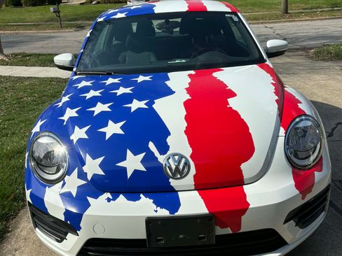 Used 2019 Volkswagen Beetle 2.0T S image 4