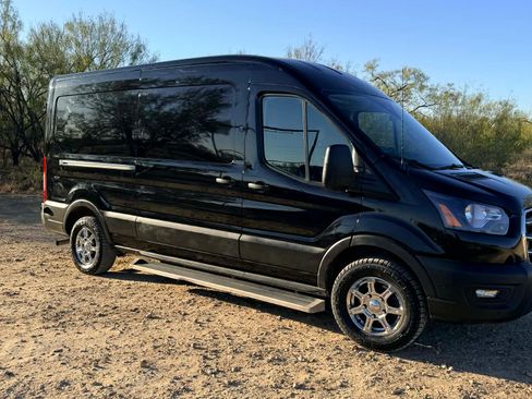 Used 2020 Ford Transit 250 Medium Roof image 5