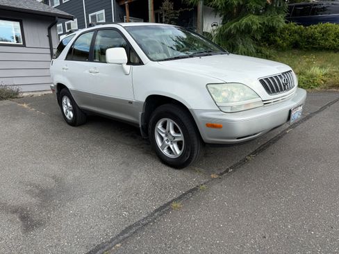 Used 2001 Lexus RX 300 4WD image 1
