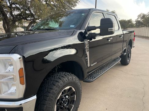 Used 2025 Ford F350 XLT w/ Tremor Off-Road Package image 9