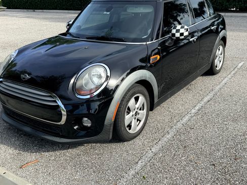 Used 2015 MINI Cooper 4-Door Hardtop FWD image 2