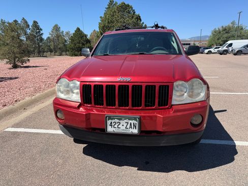 Used 2005 Jeep Grand Cherokee Laredo AWD/4WD image 2