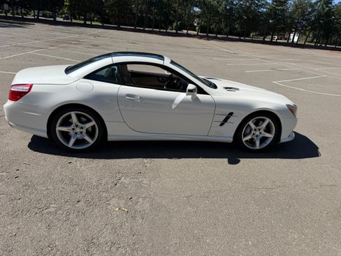 Used 2015 Mercedes-Benz SL 400 image 7