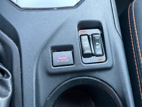 Used 2018 Subaru Crosstrek 2.0i Premium w/ Eyesight System image 24