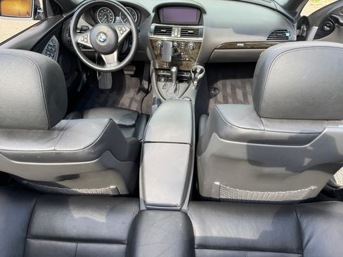 Used 2005 BMW 645Ci Convertible RWD image 8