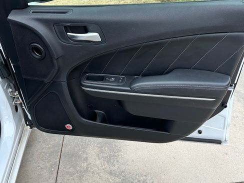 Used 2016 Dodge Charger R/T w/ Premium Group image 13