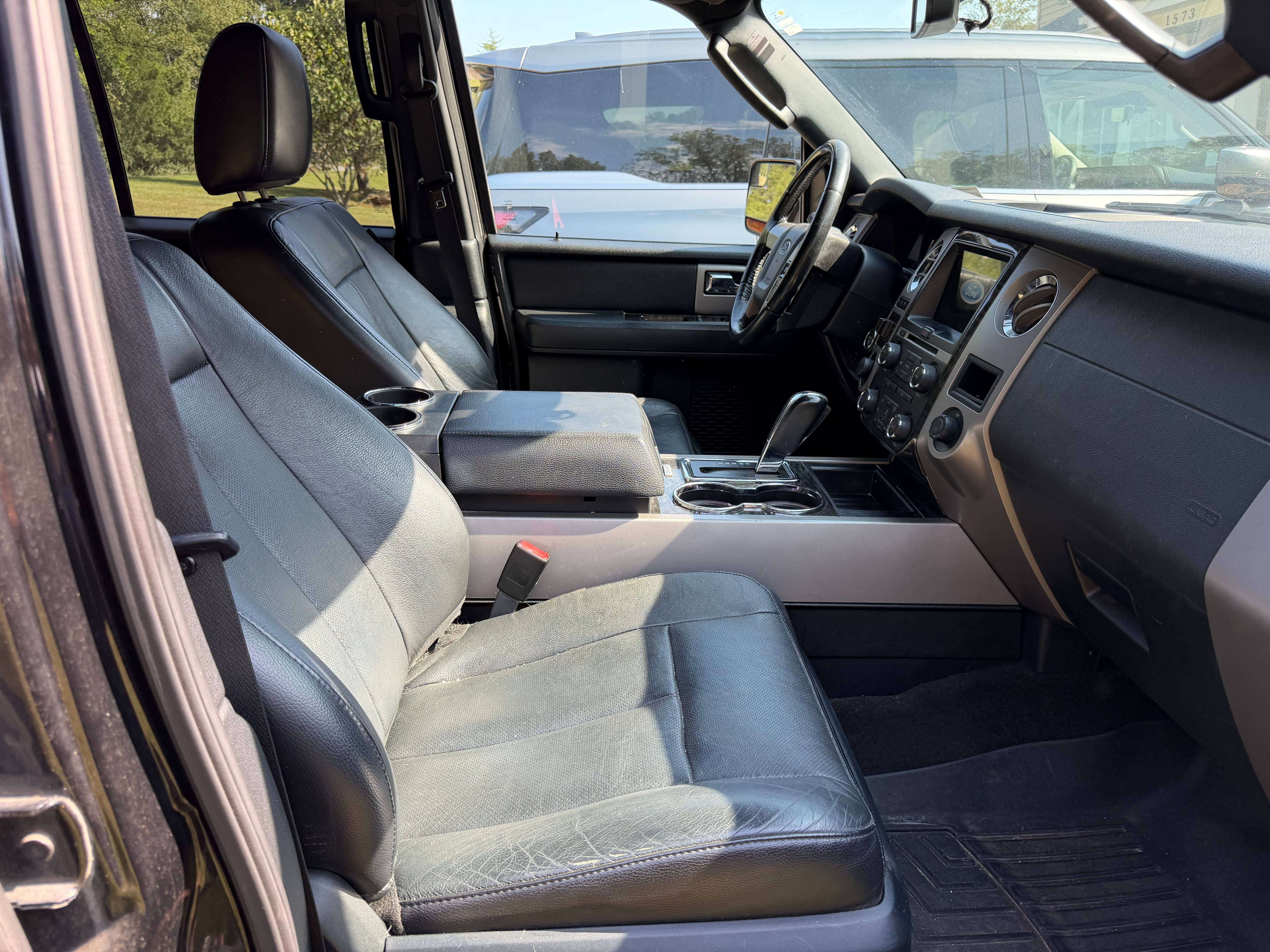 Used 2017 Ford Expedition EL Limited AWD/4WD image 19