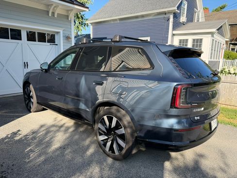 Used 2025 Volvo EX90 Ultra AWD/4WD image 6