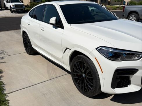 Used 2022 BMW X6 M50i w/ Executive Package AWD/4WD image 5