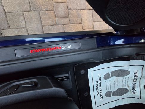 Used 2020 Ford Mustang Shelby GT350 w/ Technology Package image 9