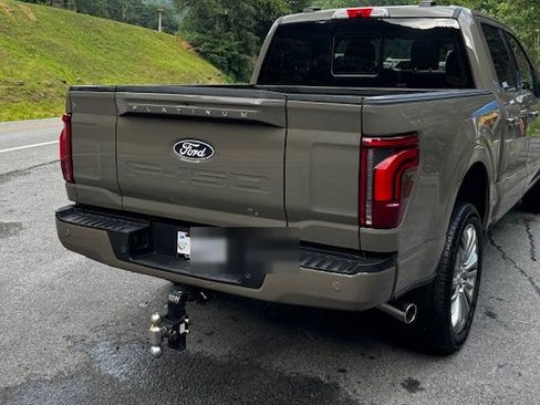 Used 2025 Ford F150 Platinum w/ Equipment Group 703A Plus AWD/4WD image 5